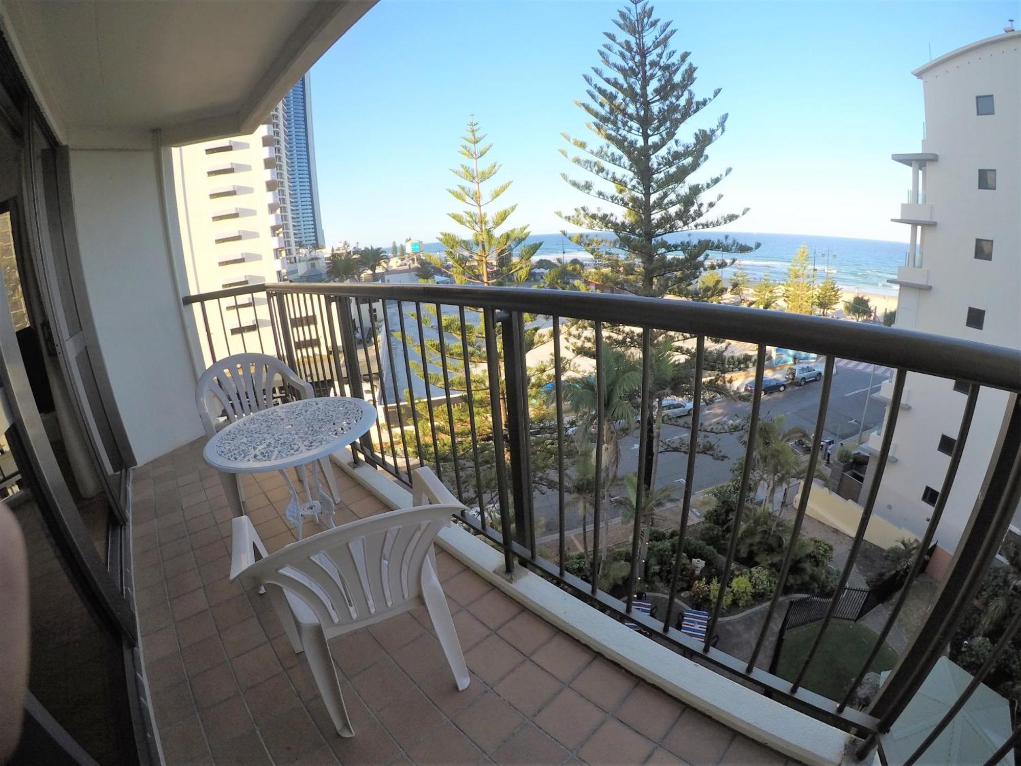 Erika's Apartment Gold Coast